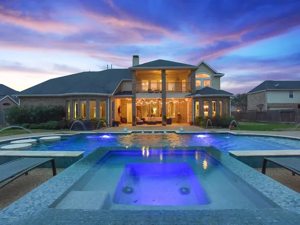 24818 Waterstone Estates Cir W, Tomball, TX 77375
