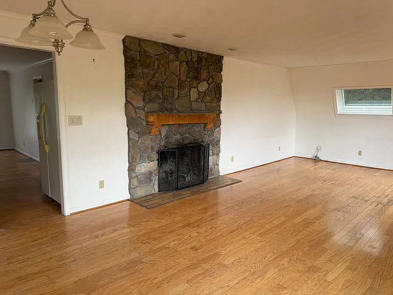 1422 Catawba Rd — Photo 7