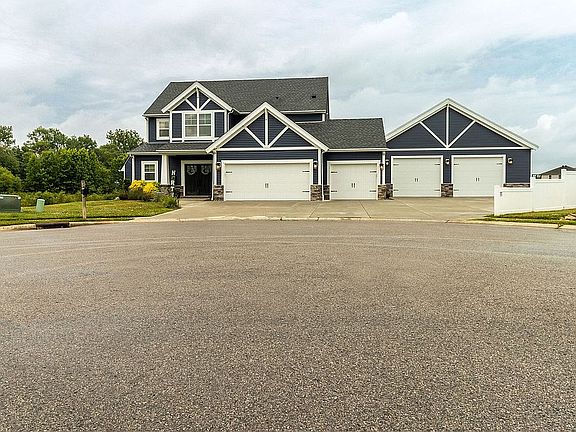 2nd image of 2639 Antilles Dr
