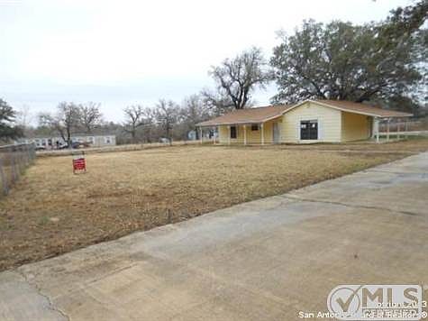 3rd image of 262 Long Creek Dr
