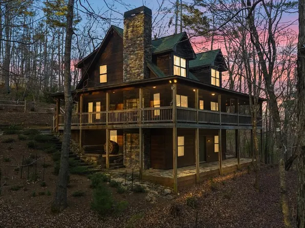 219 Water Oak Dr, Ellijay, GA 30540