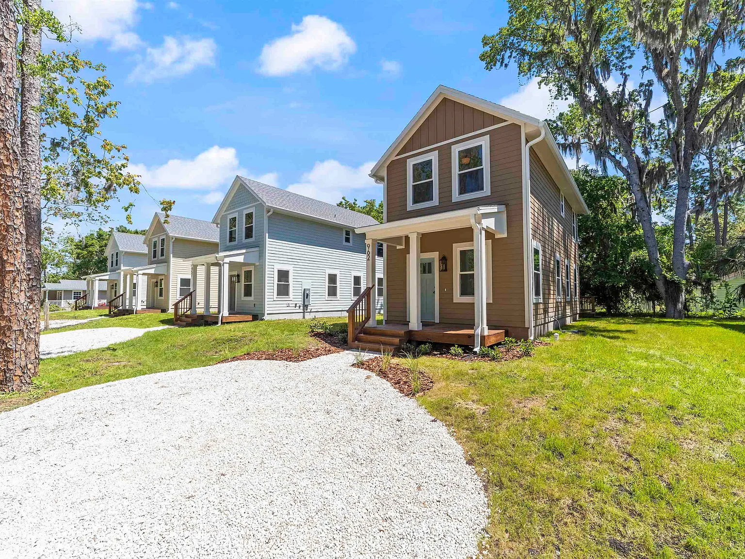 2 bed, 1.5 bath, 1248 sqft, $1,975 — Photo 1