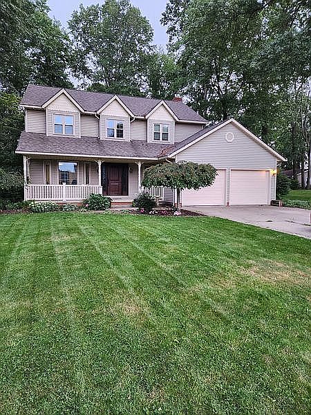 1st image of 235 Tanglewood Dr