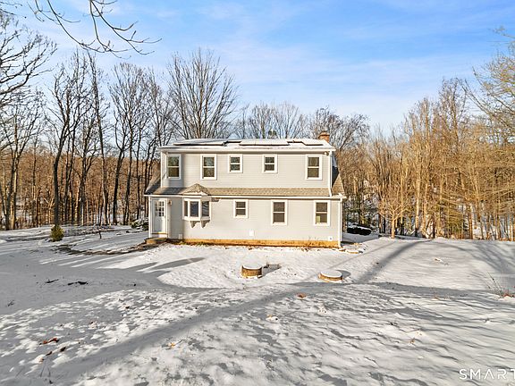 4th image of 672 Old Waterbury Road