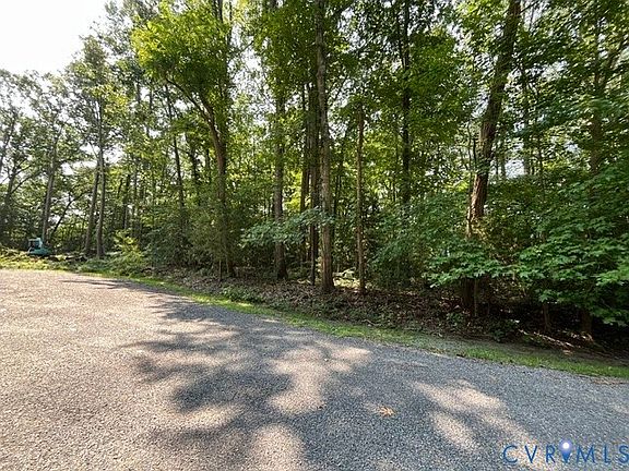 3rd image of 7 & 8 Blackwells Ct Lot 3