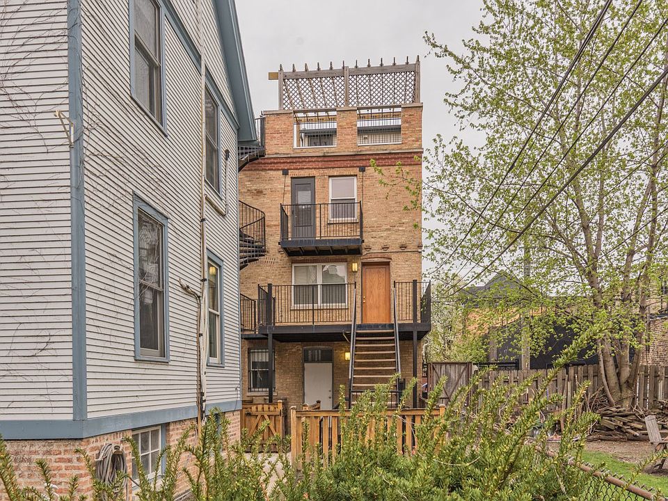 1st image of 2431 N Sawyer Ave #L