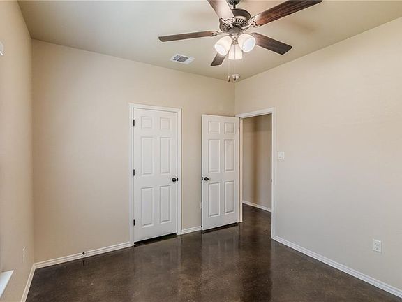 4th image of 153 Samuel Dr #B