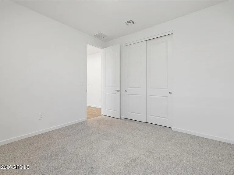 2384 E Enantio Rd — Photo 20