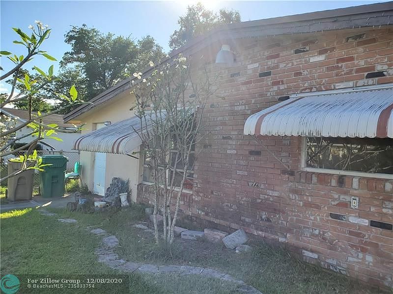 2nd image of 3741 SW 58th Ave