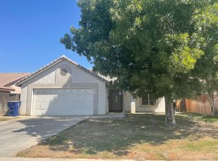806 Berkshire Rd, Bakersfield, CA 93307