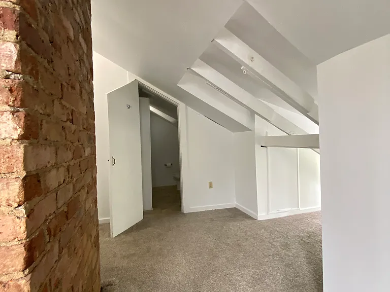 222 W End Blvd #222 — Photo 44