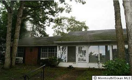 1st image of 486 Thornbury Court #A
