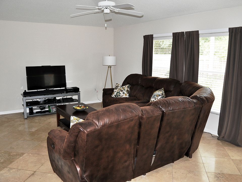 1st image of 226 Palmetto Springs St