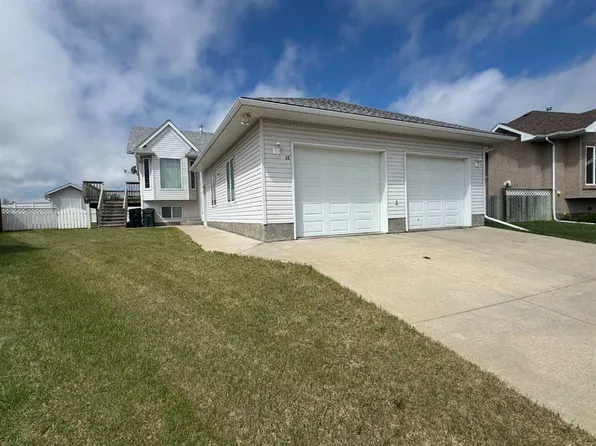 22 E Julia Pl, Didsbury, AB T0M 0W0