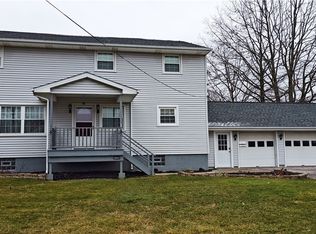 12263 Beard Rd, New Springfield, OH 44443