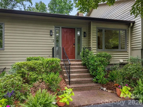 12 Hunting Country Trl, Tryon, NC 28782