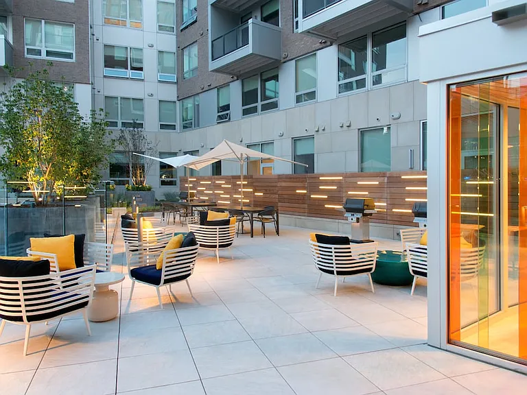 Outdoor Lounge