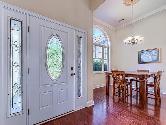 5th image of 1022 Dublin Dr.