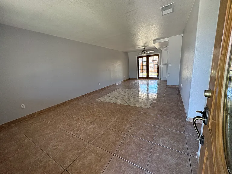 608 C Quiroz St — Photo 5