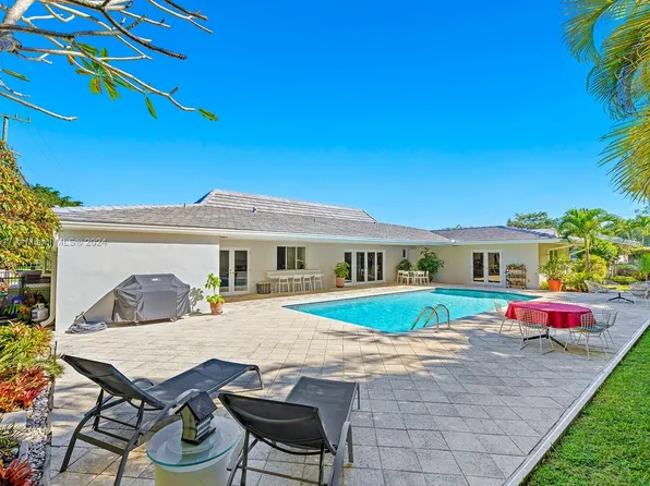 12750 Red Rd, Coral Gables, FL 33156