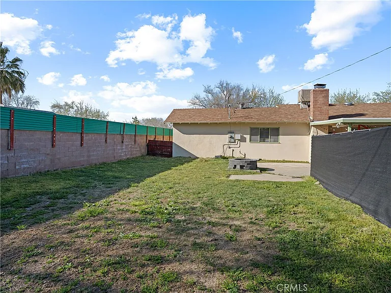 1112 E Avenue J4 — Photo 23