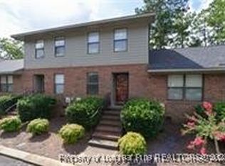 135 Villa Dr, Fayetteville, NC 28311