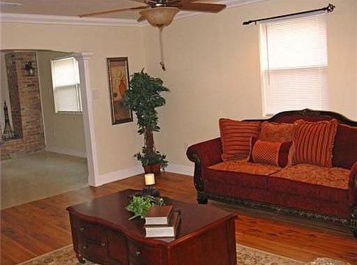 2nd image of 6412 Catina St