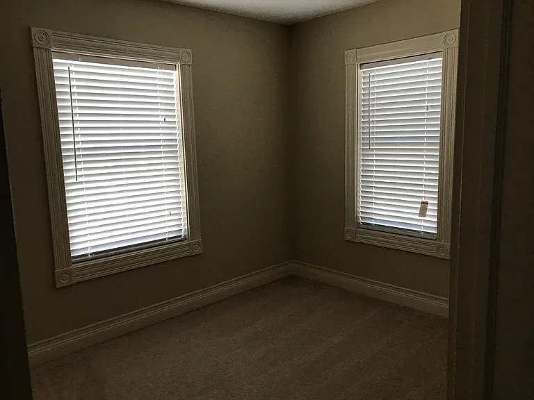 4543 Carrollton Ave — Photo 34