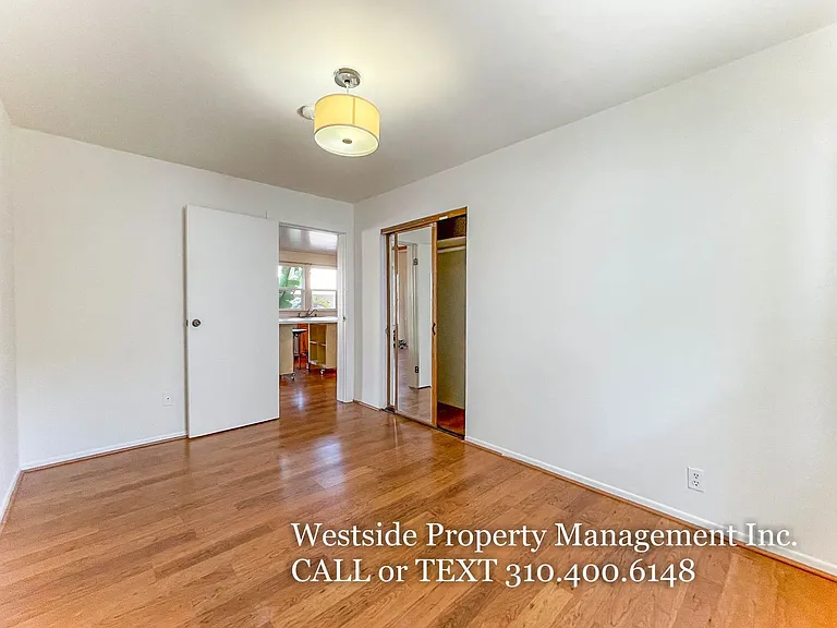2713 3rd St E — Photo 20
