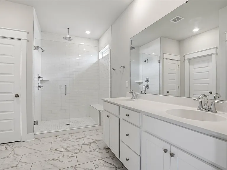 392 Parish Farms Dr — Photo 18