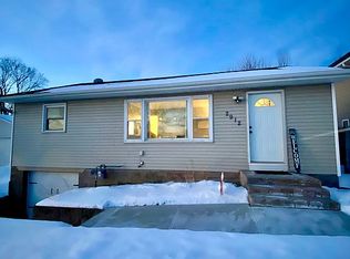 2912 Indiana Ave, Dubuque, IA 52001