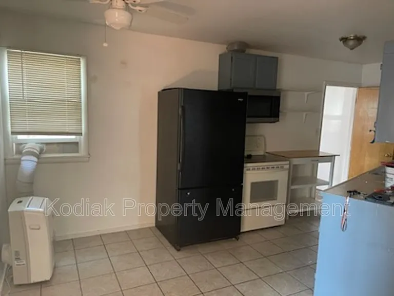 3737 S 3325 W — Photo 12