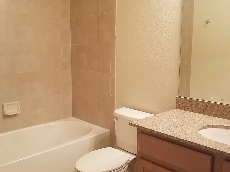 4910 Fiorazante Ave — Photo 13
