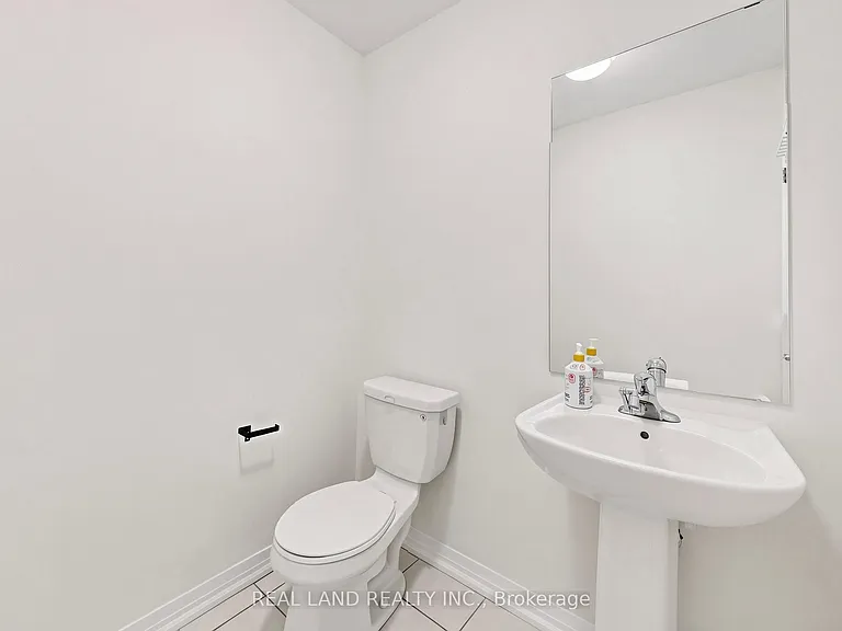 24 Sissons Way — Photo 13