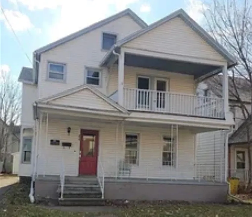 454 Riverside Ave #B