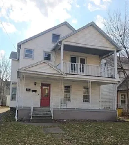 454 Riverside Ave #B Photo 1