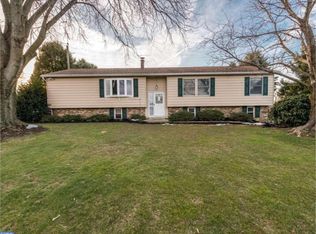 107 Scheller Rd, New Providence, PA 17560