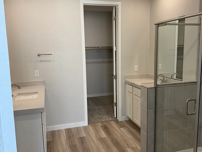 8417 Vanhoy Creek St — Photo 12