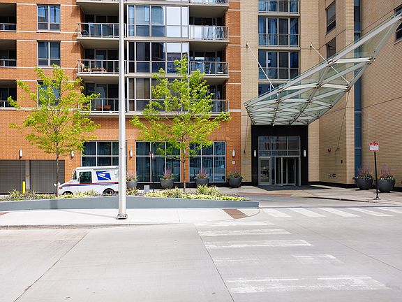 4th image of 420 E Waterside Dr Unit 4114