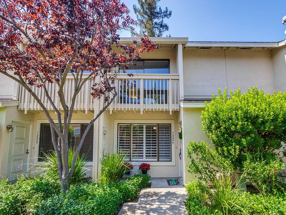 1st image of 1226 Crescent Ter