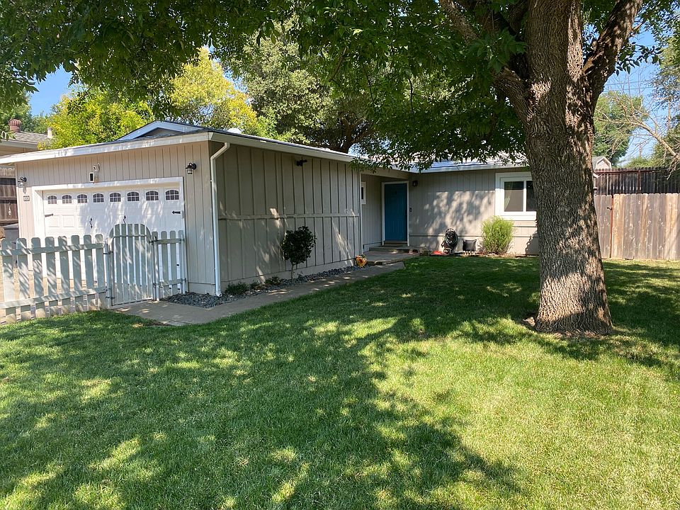 1st image of 1300 Champion Oaks Dr