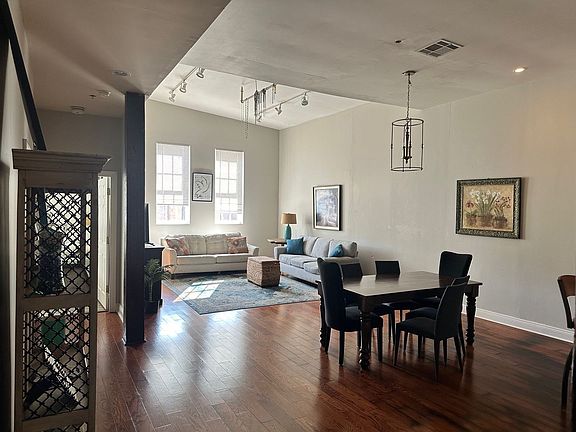 2nd image of 1025 Bienville St #317-G