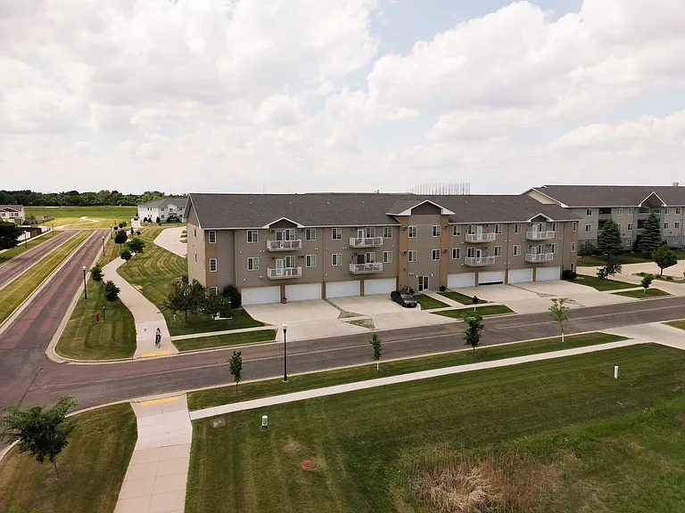 2681 Whispering Creek Cir S — Photo 1