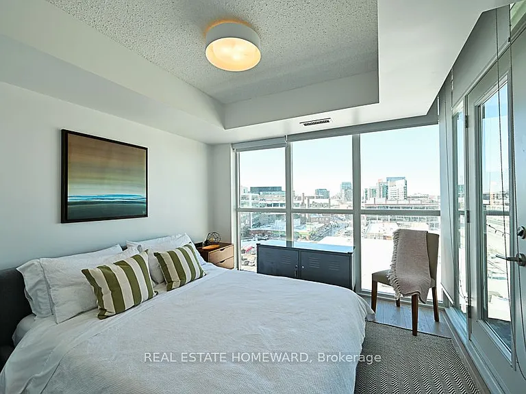 125 Western Battery Rd #913 — Photo 5