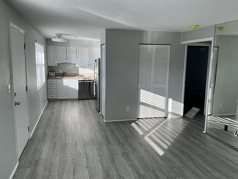 850 Palm St #D8 — Photo 2