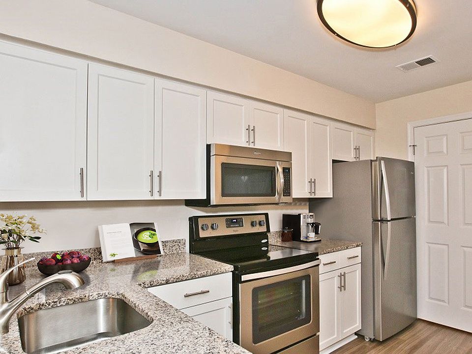 Saratoga Square 7816 Rolling View Ln Springfield VA Zillow