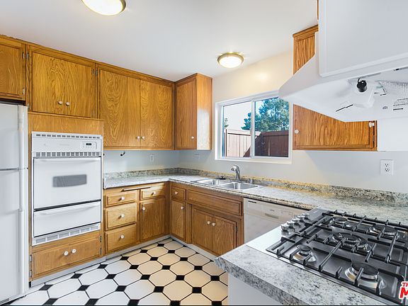 5th image of 6208 Tapia Dr APT C