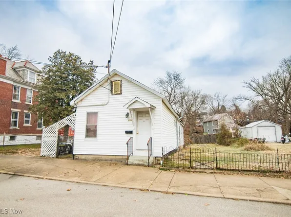 533 6th St, Parkersburg, WV 26101