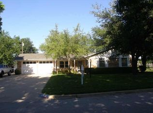 1416 Hillside Dr, Midlothian, TX 76065