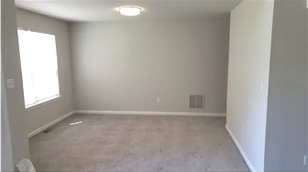 3 bed, 2.5 bath, $2,495 — Photo 3